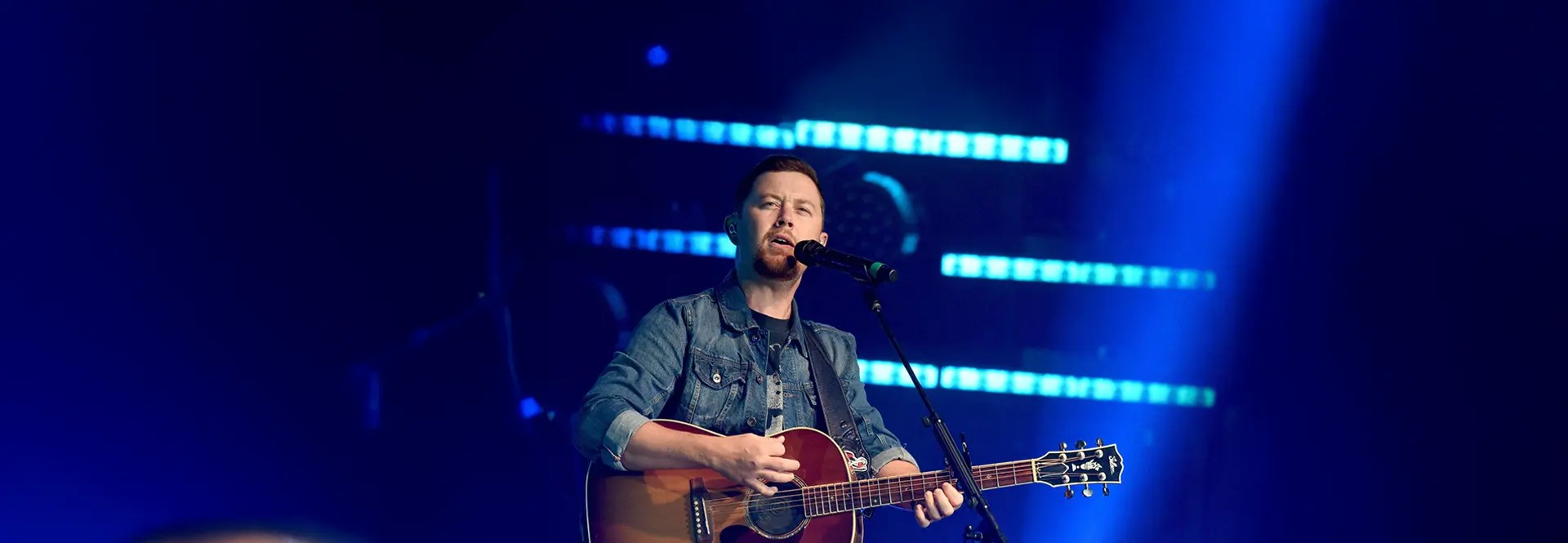 Image of Scotty McCreery Parking