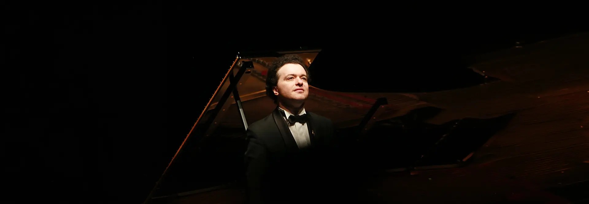 Image of Evgeny Kissin Parking