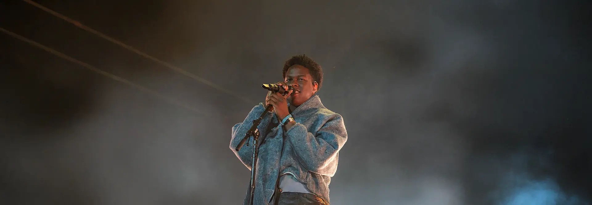 Image of Daniel Caesar