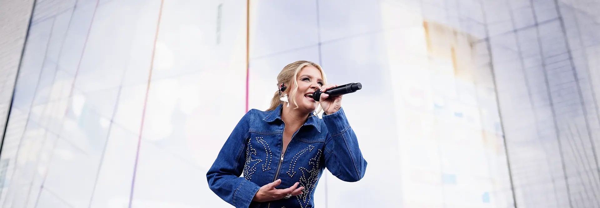 Image of Lauren Alaina